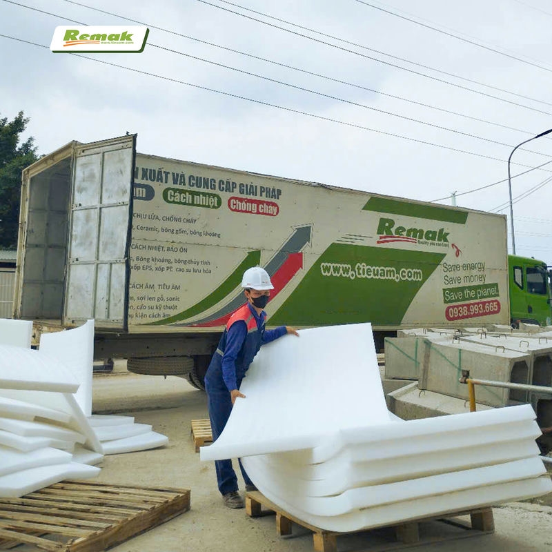 Xốp PE Foam chèn khe chịu tải trọng cao Remak - Đồng hành cùng dự án Lumi Hanoi 8 Remak giao hàng nhanh chóng tới tận công trình để đảm bảo tiến độ