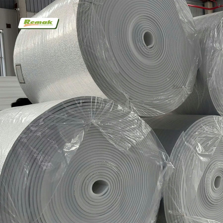 Nên chọn xốp PE hay cao su lưu hóa cho hệ thống HVAC dân dụng? 5 Xốp Pe Foam có bạc cách nhiệt hiệu quả cho hệ thống HVAC