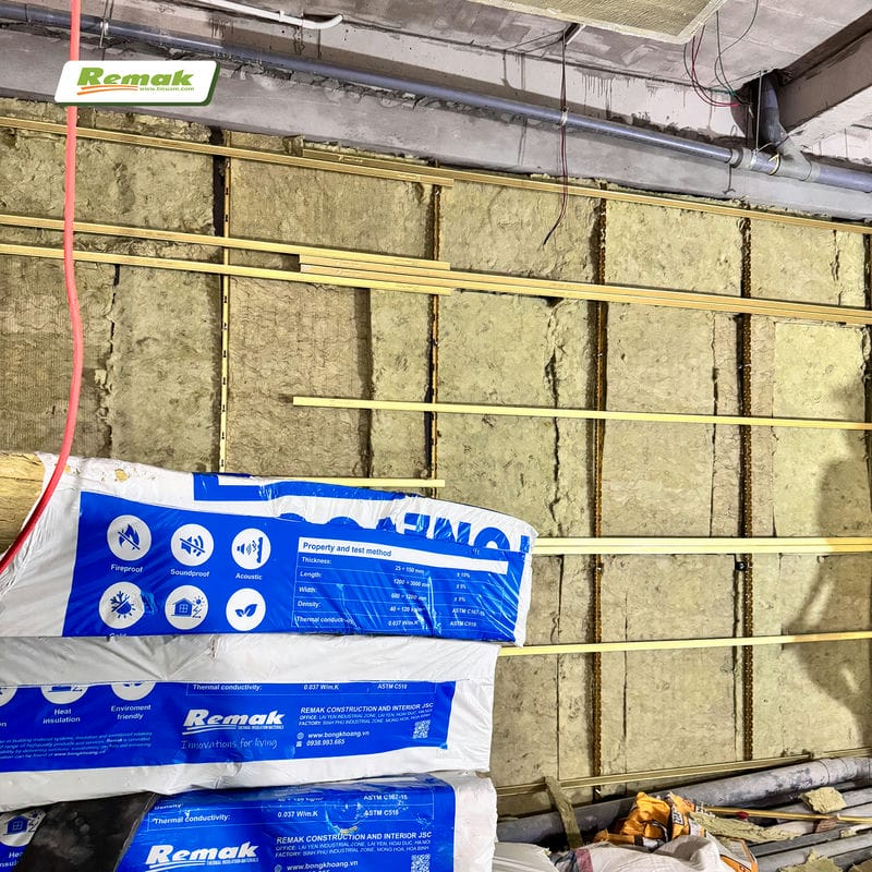 Thi công bông đá Remak® Stonewool (3)