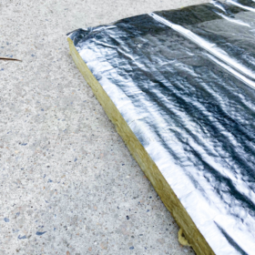 Bông thủy tinh - giải pháp cách nhiệt dễ thi công( hàng thanh lý) 1 Bông thủy tinh - giải pháp cách nhiệt dễ thi công( hàng thanh lý)